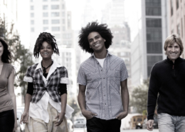 desat-team-walking